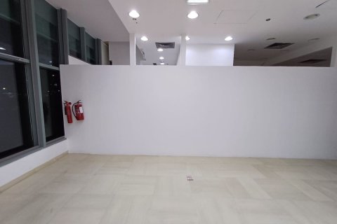 Obchod v Corniche Road, Abu Dhabi, SAE 175 m² Č.: 594619 - fotografie 12