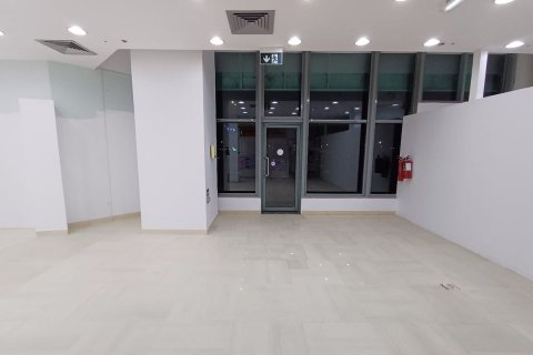 Obchod v Corniche Road, Abu Dhabi, SAE 175 m² Č.: 594619 - fotografie 11