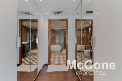 Vila u Meadows, Dubai, UAE 5 spavaćih soba, 582.04 m2 Br. 586970 - fotografija 23