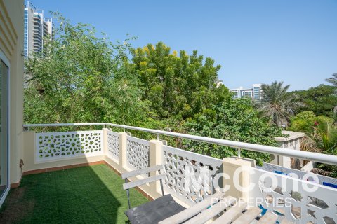 Vila u Meadows, Dubai, UAE 5 spavaćih soba, 582.04 m2 Br. 586970 - fotografija 28