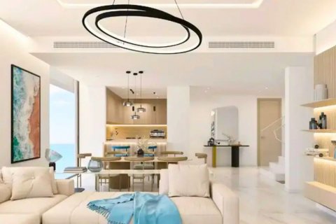 Apartment in Dubai, UAE 2 bedrooms, 134.9 sq.m. № 589442 - photo 5