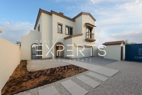 Vila v Khalifa City, Abu Dhabi, SAE 5 ložnice, 429.1 m² Č.: 576995 - fotografie 1