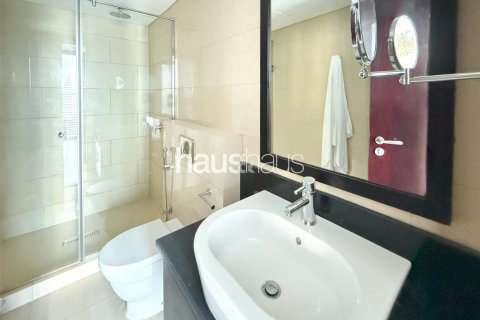 Byt v Jumeirah Lake Towers, Dubai, SAE 2 ložnice, 141 m² Č.: 625512 - fotografie 13