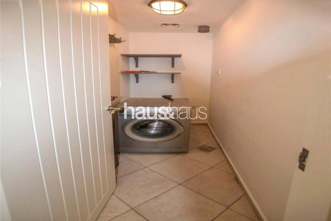 Villa in Dubai Land, UAE 2 bedrooms, 169 sq.m. № 625681 - photo 15