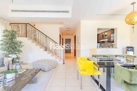 Vila v Reem, Dubai, SAE 4 ložnice, 250 m² Č.: 625682 - fotografie 8
