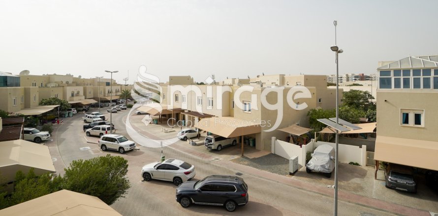 Řadový dům v Al Reef, Abu Dhabi, SAE 2 ložnice, 117.3 m² Č.: 597265