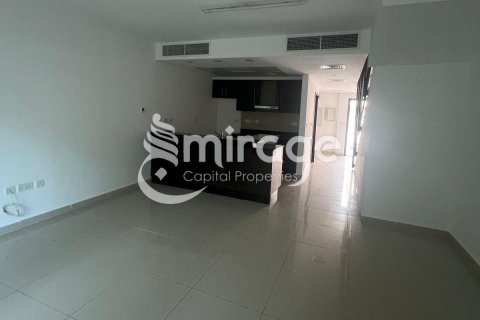 Řadový dům v Al Reef, Abu Dhabi, SAE 2 ložnice, 117.3 m² Č.: 597265 - fotografie 3