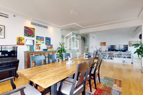 Apartemen di Dubai, UEA 4 kamar tidur, 333 m2 nomor 628944 - foto 4