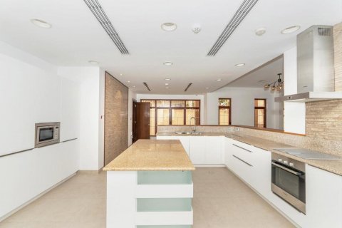 Villa zur Miete in Jumeirah Islands, Dubai, VAE 5 Schlafzimmer, 1293 m2 Nr. 623333 - Foto 7