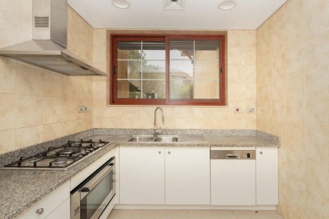 Villa zur Miete in Jumeirah Islands, Dubai, VAE 5 Schlafzimmer, 1293 m2 Nr. 623333 - Foto 6