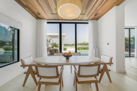 Vilë në Jumeirah Golf Estates, Dubai, Emiratet e Bashkuara Arabe 5 dhoma gjumi, 613 m2. № 623328 - Foto 9