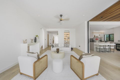Vilë në Jumeirah Golf Estates, Dubai, Emiratet e Bashkuara Arabe 5 dhoma gjumi, 613 m2. № 623328 - Foto 6