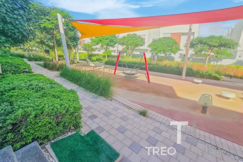 Villa in Dubai, UAE 3 bedrooms, 161 sq.m. № 586484 - photo 16