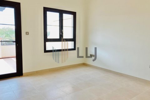 Vilë në Abu Dhabi, Emiratet e Bashkuara Arabe 3 dhoma gjumi, 297.3 m2. № 585705 - Foto 29