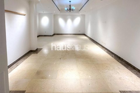 Villa in Jumeirah Islands, Dubai, UAE 5 bedrooms, 990 sq.m. № 626657 - photo 3