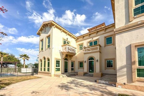 Villa in Jumeirah Islands, Dubai, UAE 5 bedrooms, 990 sq.m. № 626657 - photo 10