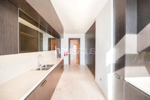 Byt v Jumeirah Lake Towers, Dubai, SAE 4 ložnice, 280 m² Č.: 626674 - fotografie 5