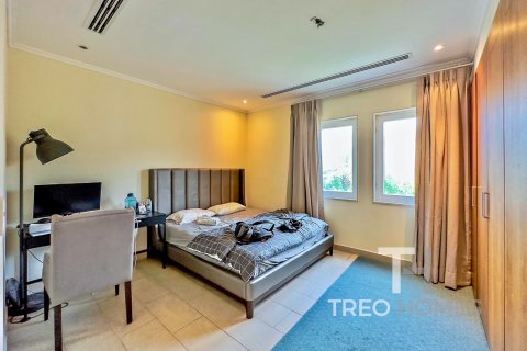 Villa in Jumeirah Park, Dubai, UAE 3 bedrooms, 328 sq.m. № 586383 - photo 14