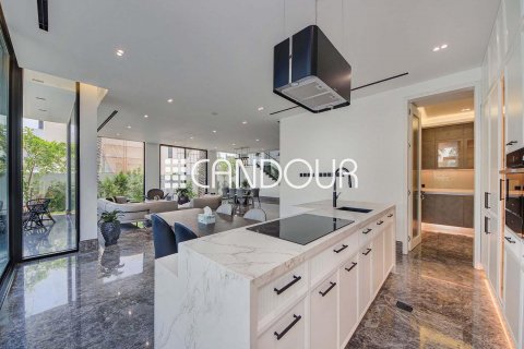 Вилла Jumeirah Park, Дубай, БАӘ-да 6 жатын бөлмелер, 750 м² № 610660 - фото 5