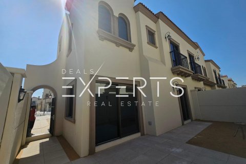 Townhouse in Khalifa City, Abu Dhabi, UAE 3 bedrooms, 149 sq.m. № 577013 - photo 15