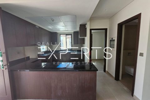 Townhouse in Khalifa City, Abu Dhabi, UAE 3 bedrooms, 149 sq.m. № 577013 - photo 10