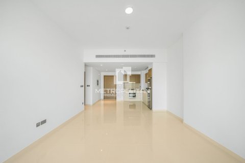 Apartment in Dubai Harbour, Dubai, UAE 1 bedroom, 72 sq.m. № 592507 - photo 11
