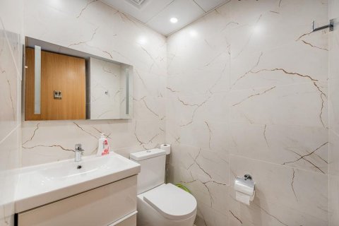 Řadový dům v Al Raha Gardens, Abu Dhabi, SAE 4 ložnice, 240 m² Č.: 594213 - fotografie 13