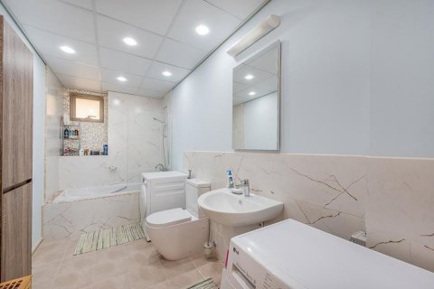 Řadový dům v Al Raha Gardens, Abu Dhabi, SAE 4 ložnice, 240 m² Č.: 594213 - fotografie 14