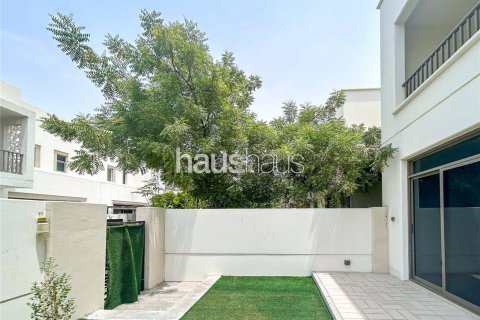 Řadový dům v Town Square, Dubai, SAE 4 ložnice, 270 m² Č.: 626841 - fotografie 15