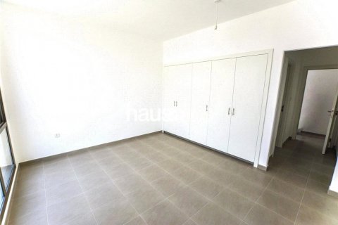 Řadový dům v Town Square, Dubai, SAE 4 ložnice, 270 m² Č.: 626841 - fotografie 12
