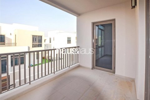 Řadový dům v Town Square, Dubai, SAE 4 ložnice, 270 m² Č.: 626841 - fotografie 14