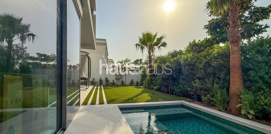 Vila v Tilal Al Ghaf, Dubai, SAE 5 ložnice, 619 m² Č.: 626500