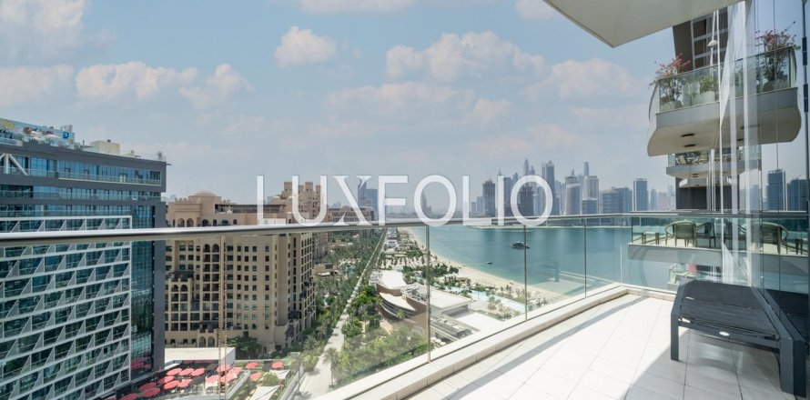 Apartment in Palm Jumeirah, Dubai, UAE 3 bedrooms, 212 sq.m. № 627725