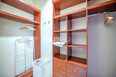 Townhouse in Palm Jumeirah, Dubai, UAE 3 bedrooms, 456 sq.m. № 625824 - photo 13