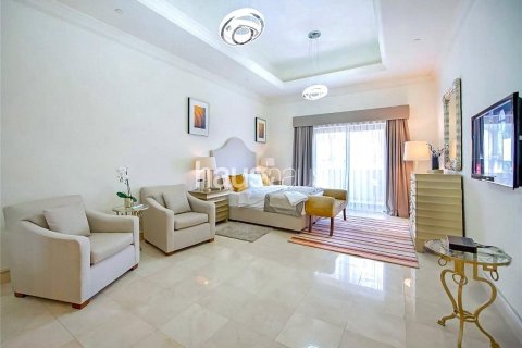 Townhouse in Palm Jumeirah, Dubai, UAE 3 bedrooms, 456 sq.m. № 625824 - photo 4