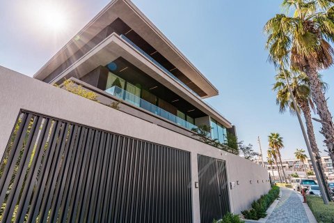 Müüa villa asukohaga Jumeirah, Dubai, AÜE: 5 magamistoaga, 1008.7 m² Nr 556866 - pilt 3