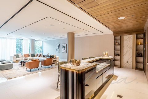Müüa villa asukohaga Jumeirah, Dubai, AÜE: 5 magamistoaga, 1008.7 m² Nr 556866 - pilt 10