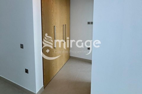 Byt v Corniche Road, Abu Dhabi, SAE 3 ložnice, 170 m² Č.: 550195 - fotografie 9