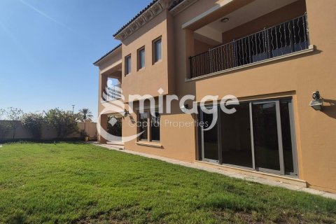 Saadiyat Island, Abu Dhabi, UAE의 임대용 빌라 침실 4개, 325.8제곱미터 번호 550239 - 사진 1