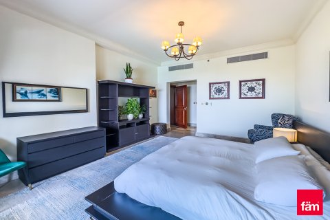 Apartamento en alquiler en Palm Jumeirah, Dubai, EAU 2 dormitorios, 163.4 m2 № 612390 - foto 9