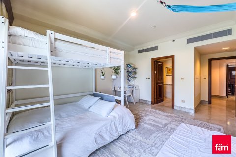Apartamento en alquiler en Palm Jumeirah, Dubai, EAU 2 dormitorios, 163.4 m2 № 612390 - foto 15