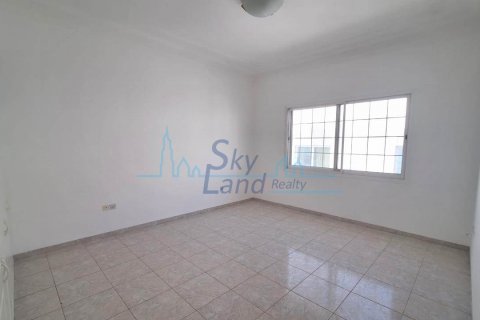 Villa zur Miete in Umm Suqeim, Dubai, VAE 5 Schlafzimmer, 464.5 m2 Nr. 590681 - Foto 7