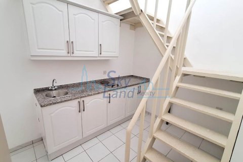 Villa zur Miete in Umm Suqeim, Dubai, VAE 5 Schlafzimmer, 464.5 m2 Nr. 590681 - Foto 6