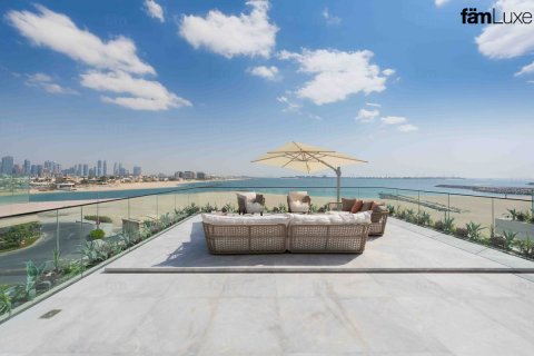 Villa in Dubai, UAE 5 bedrooms, 875 sq.m. № 624889 - photo 13