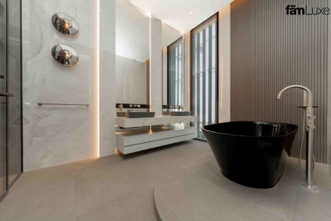 Villa in Dubai, UAE 5 bedrooms, 875 sq.m. № 624889 - photo 18