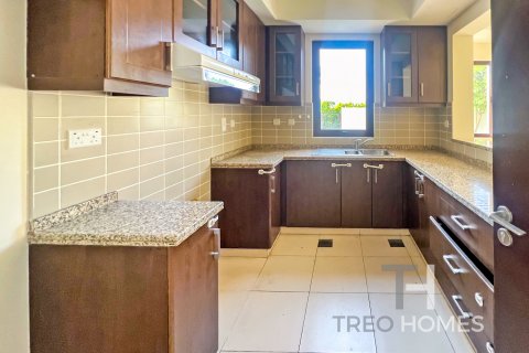 Villa itt: Reem, Dubai, EAE, 3 hálószoba, 200 m², azonosító: 586476 - fénykép 16