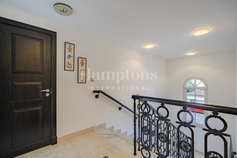 Vila v Jumeirah Golf Estates, Dubai, SAE 4 ložnice, 347.17851100 m² Č.: 595462 - fotografie 12
