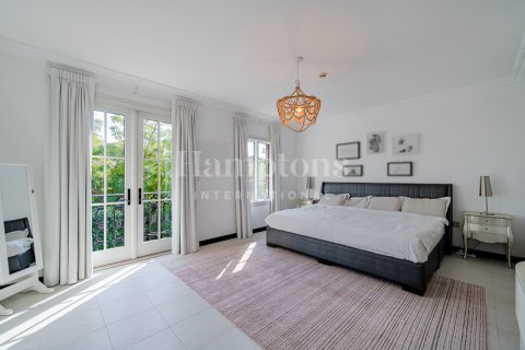 Vila v Jumeirah Golf Estates, Dubai, SAE 4 ložnice, 347.17851100 m² Č.: 595462 - fotografie 14
