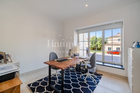 Vila v Jumeirah Golf Estates, Dubai, SAE 4 ložnice, 347.17851100 m² Č.: 595462 - fotografie 11
