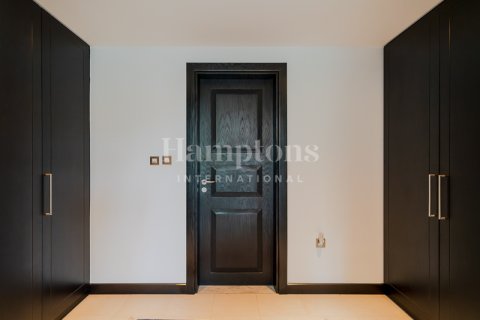 Vila v Jumeirah Golf Estates, Dubai, SAE 4 ložnice, 347.17851100 m² Č.: 595462 - fotografie 15